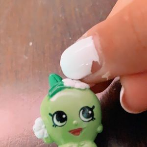 4 season 1 shopkins!